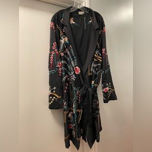 NWT ASOS Curve Wrap Dress Black Satin Embroidered with Birds & Flowers Sz 24
